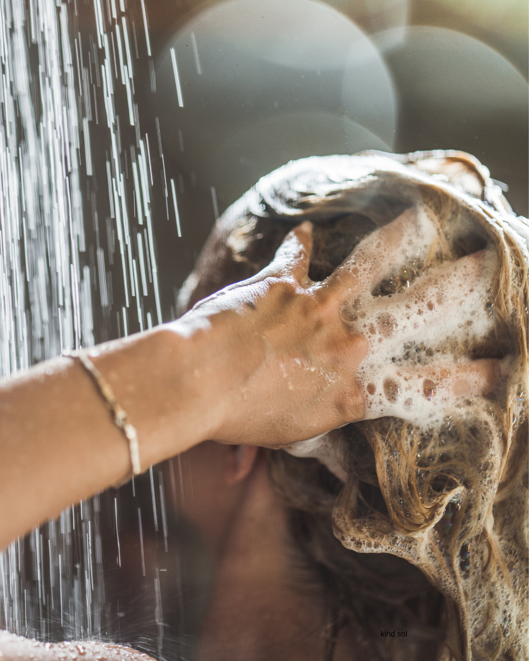 Stop washing your hair like this! seven damaging habits to avoid